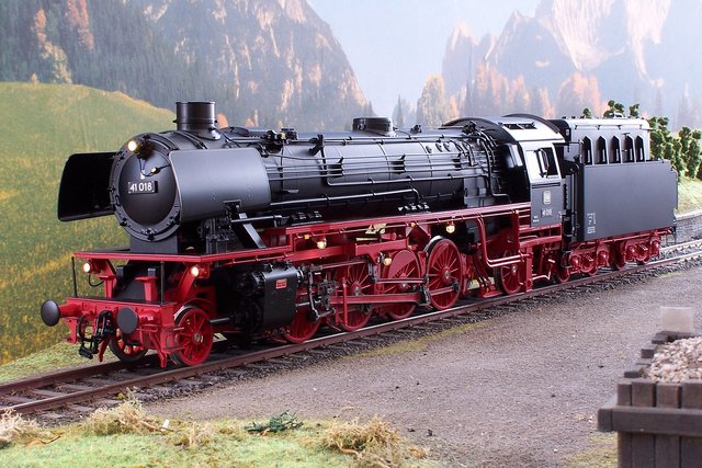 Spielwarenmesse - Spirit of Play | KM1 Modellbau celebrates its 20th ...